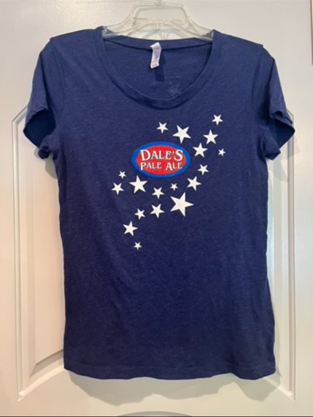 Oskar Blues Brewery Navy blue Star Graphic beer Tee. GUC!